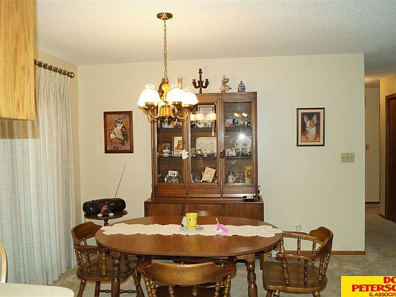 4th image of 2432 Parkview Dr