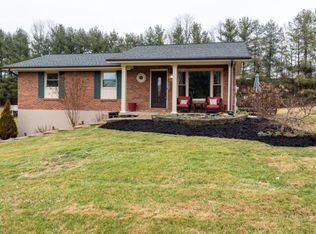 520 Lynnwood Dr, Bristol, VA 24201