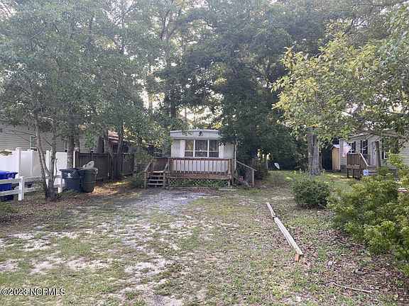 4th image of 310 NE 75th Street
