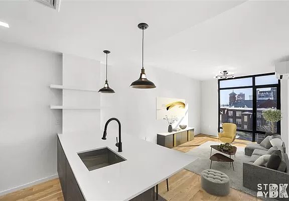 3rd image of 580 Myrtle Ave #6B