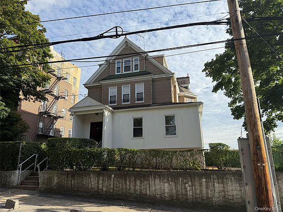2nd image of 54 Elm Avenue