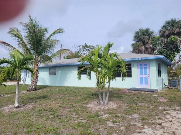 2656 Mangrove ST, NAPLES, FL 34112