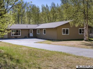 665 W Holiday Dr, Wasilla, AK 99654
