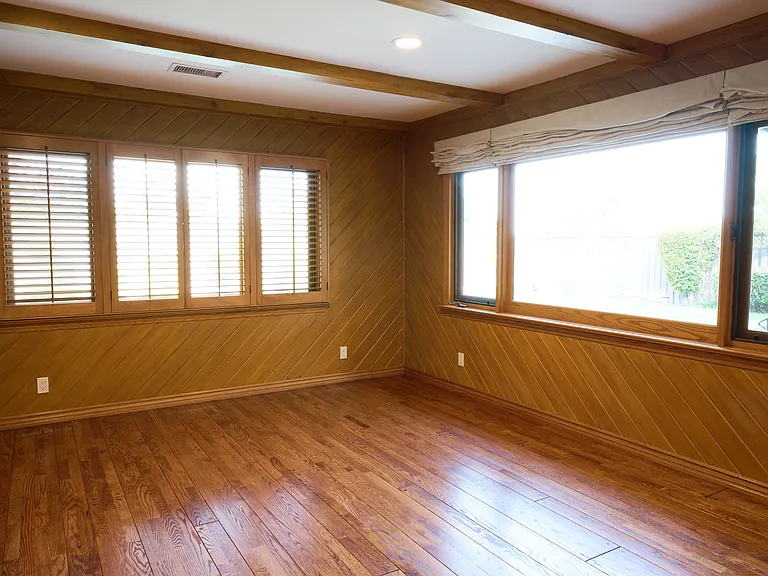 4720 Hayman Ave — Photo 26