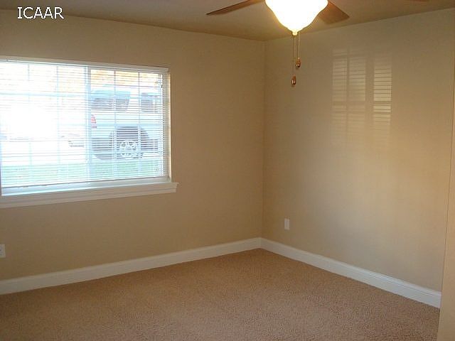 1st image of 100 Grandview Ct APT 106