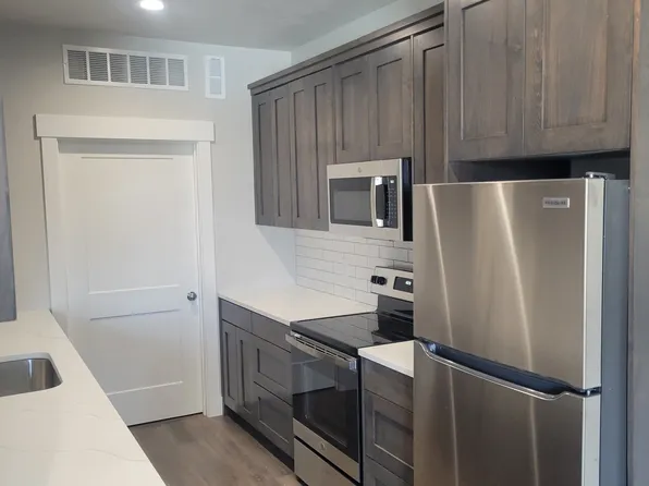 Newer 2 Bedroom Apartment!, 3607 Van Buren Ave #3, Ogden, UT 84403