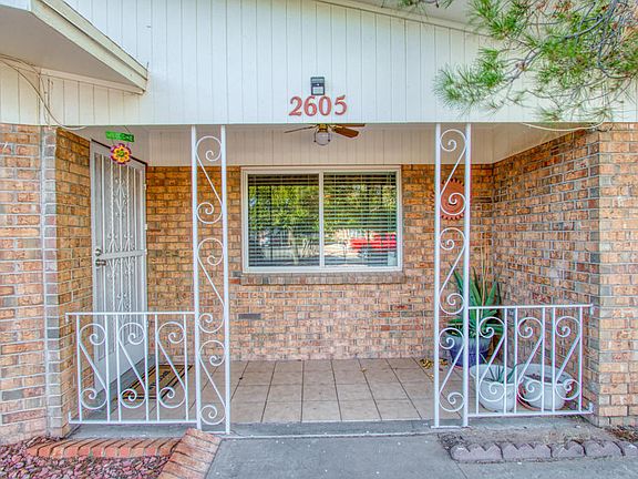 4th image of 2605 Sea Breeze Dr