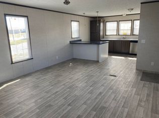 435 Sapphire Cir, Dubuque, IA 52001