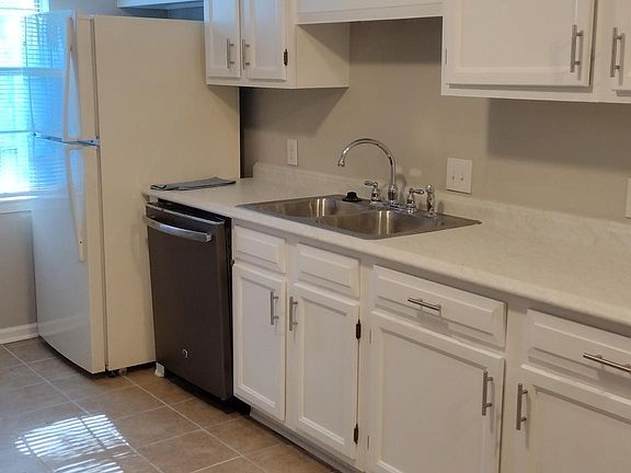 4th image of 298 Westland Way