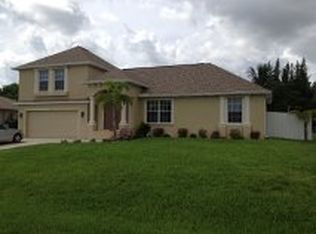 145 SE 16th Ter, Cape Coral, FL 33990