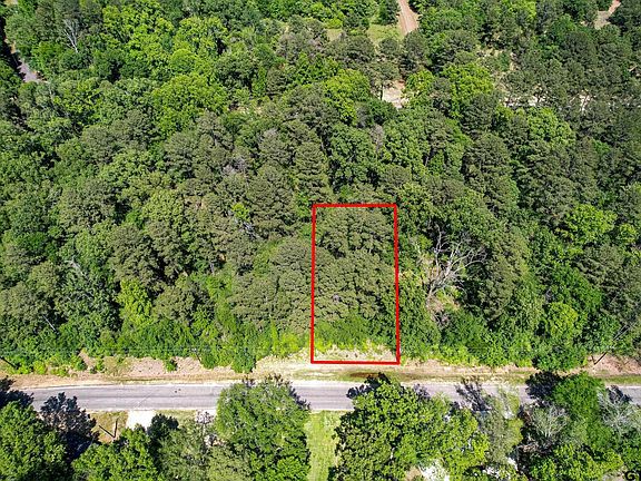 3rd image of 737 Charlya Dr