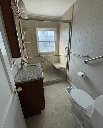 4th image of 121 2nd St