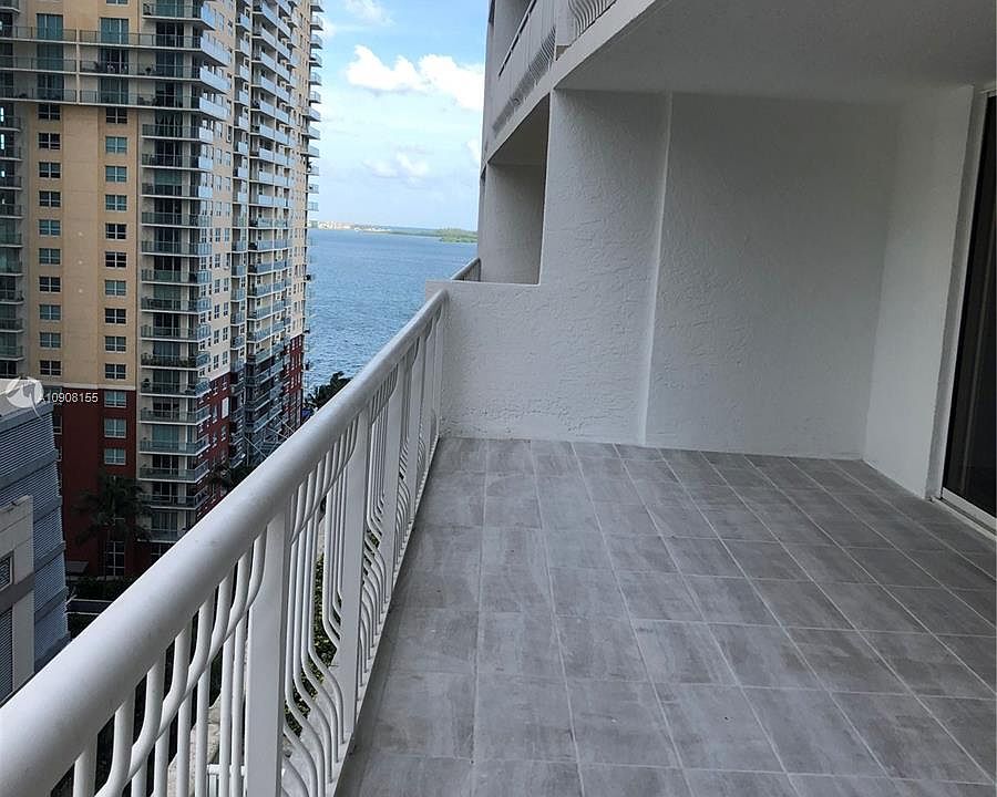 1st image of 1200 Brickell Bay Dr APT 1520