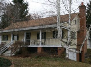 490 E Jefferson St, Wytheville, VA 24382