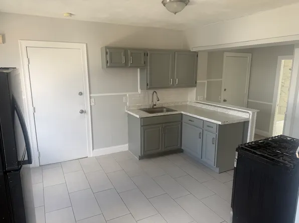 25 Hillhurst Ave APT 2R, Providence, RI 02909