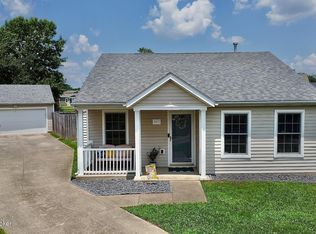 6617 Hunters Creek Blvd, Louisville, KY