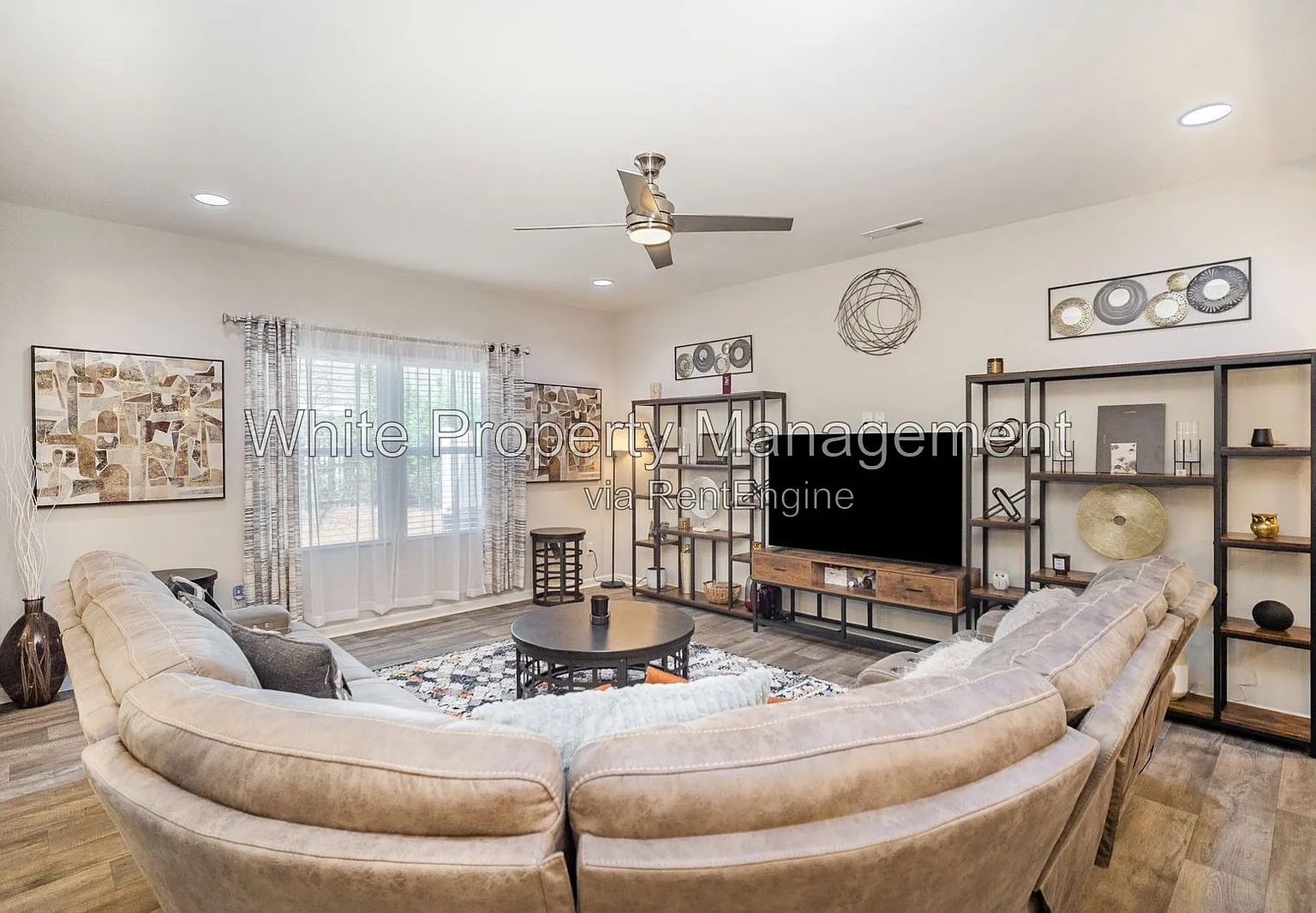 3 bed, 2.5 bath, 2200 sqft, $2,295 — Photo 3