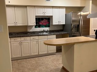 2606 Woodlands Dr, Mays Landing, NJ 08330