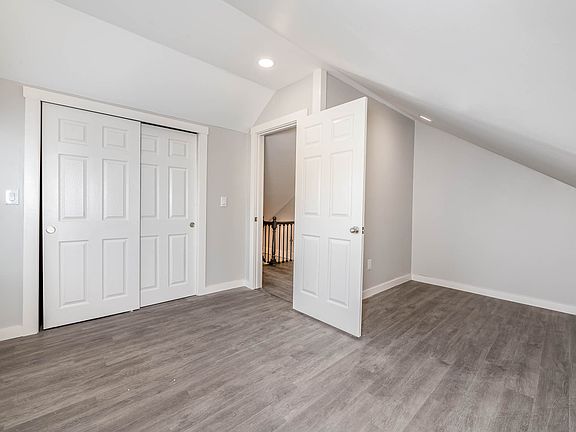 3rd image of 4400 Greenlee Ave Floor 2