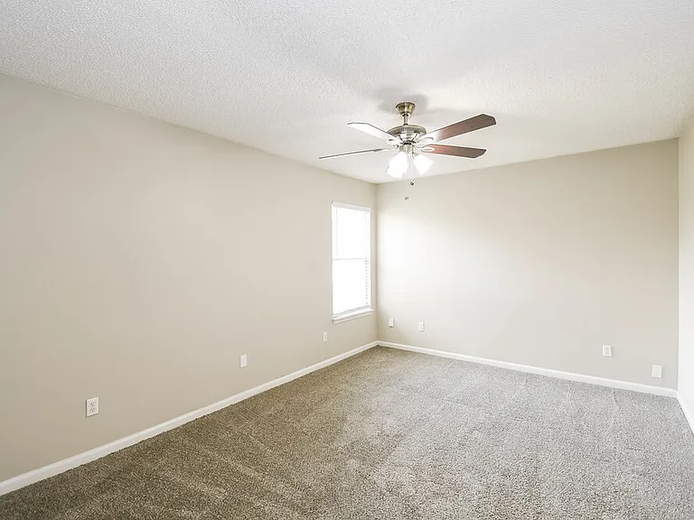 1523 Slash Pine Ct — Photo 14