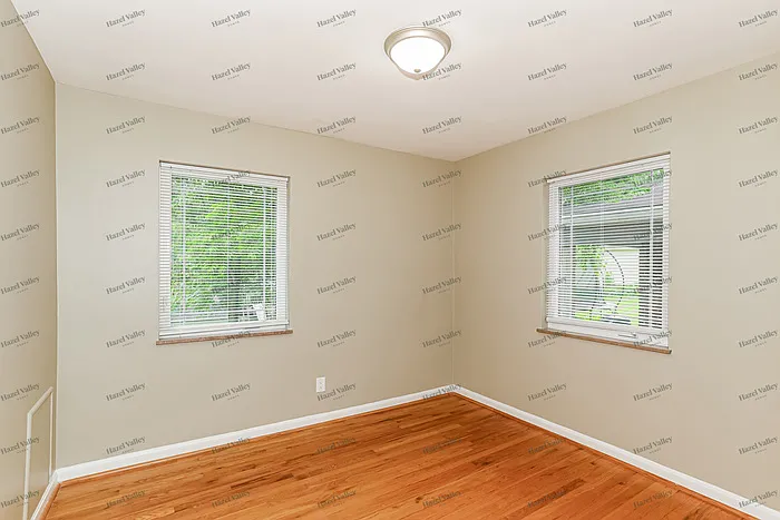 332 Ingram Rd — Photo 11