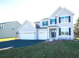 556 Warbler Ln, Yorkville, IL 60560