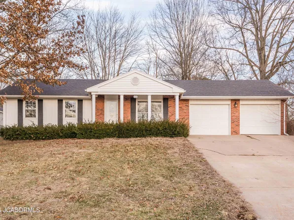 1100 Randall Ln, Fulton, MO 65251