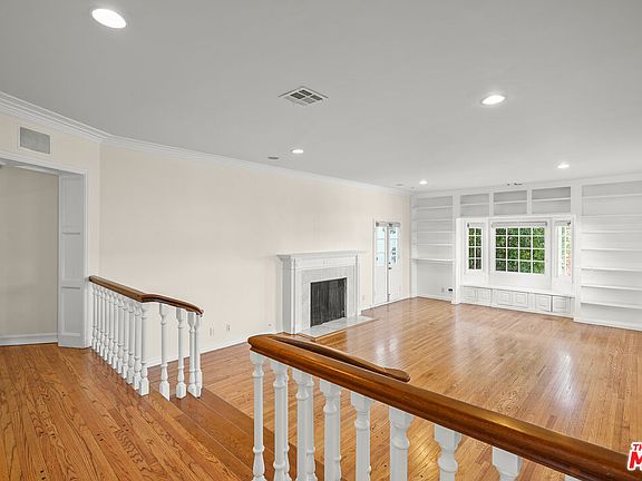 2nd image of 266 Denslow Ave