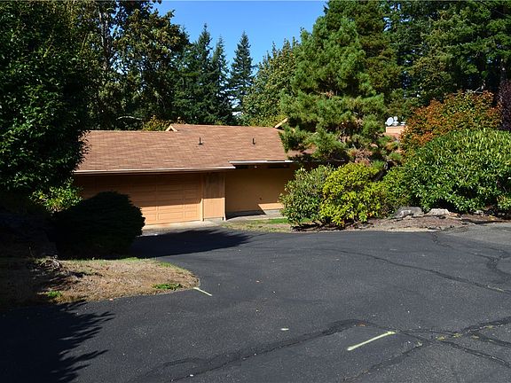 3rd image of 3971 NW Country Ln