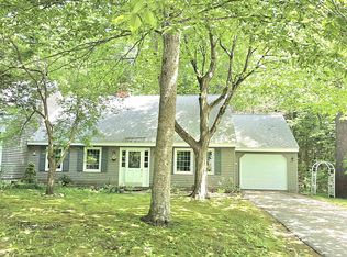 12 Laurel Cir, Wolfeboro, NH 03894