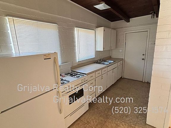4th image of 2309 N Elaine Blvd #2311