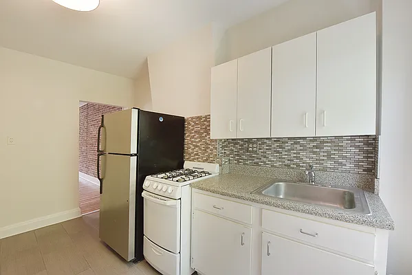 Rented by Mantus Real Estate | media 9