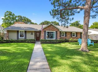 10631 Ella Lee Ln, Houston, TX 77042
