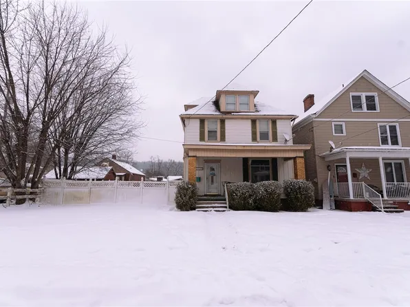 3720 College Ave, Beaver Falls, PA 15010