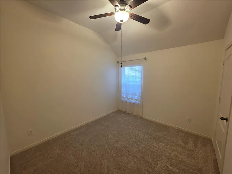 2954 Smokey Forest Ln — Photo 18