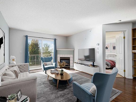 3rd image of 4000 NE Somervale Ct SW #418