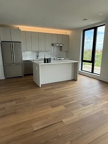 1515-1517 Commonwealth Ave #506D — Photo 2