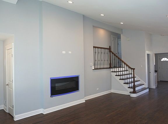 3rd image of 9400 S Avers Ave