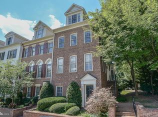 1642 Colonial Hills Dr, Mc Lean, VA 22102