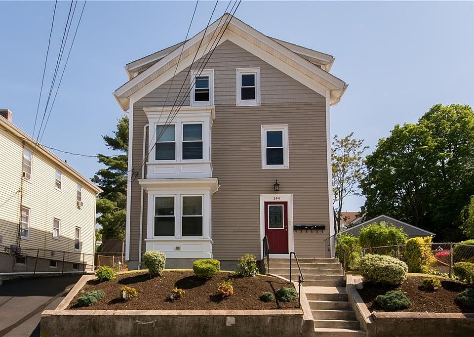 140144 Blackstone St, Central Falls, RI 02863 Zillow