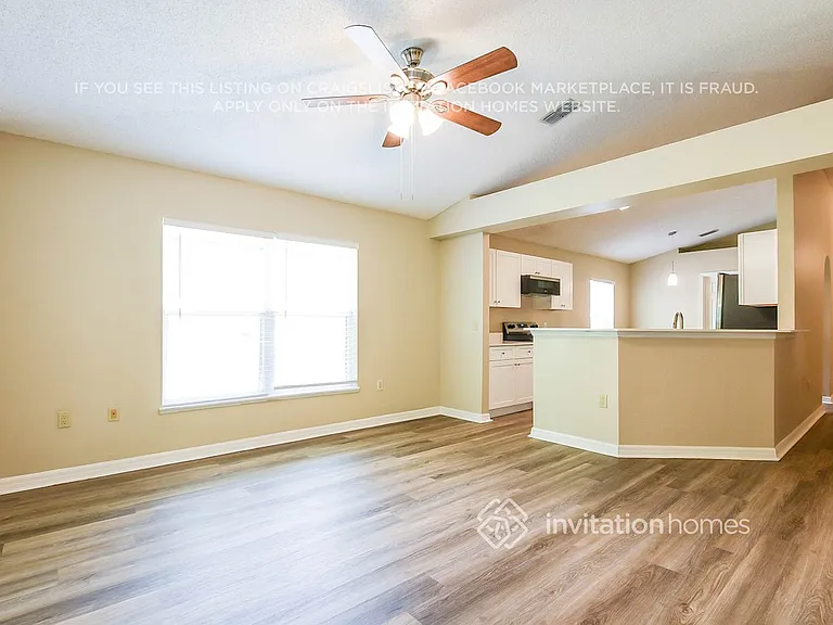 3277 Bellingham Dr — Photo 3