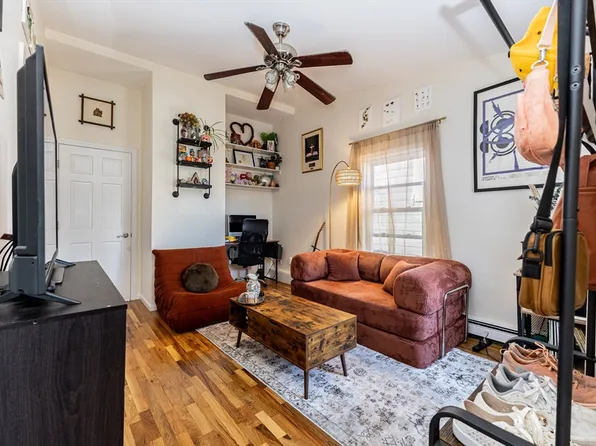 13 Vinton St #3, South Boston, MA 02127