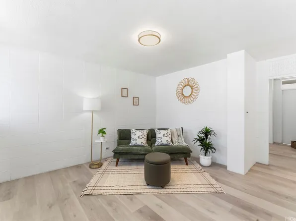 1229 Kokea St APT A203, Honolulu, HI 96817
