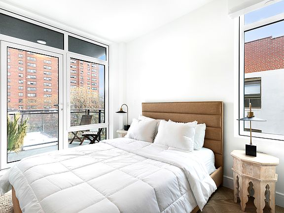 5th image of 101 E 2nd St #5C
