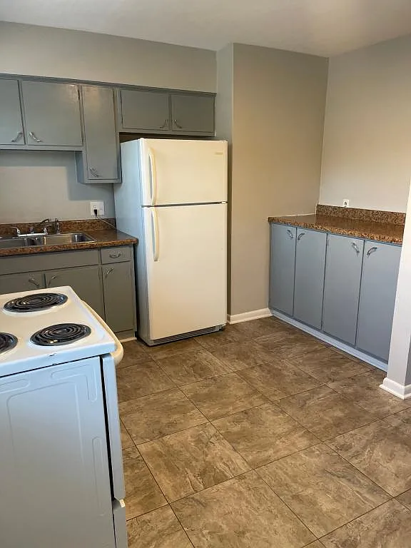 1409 McDonald Ave. - #3 — Photo 3