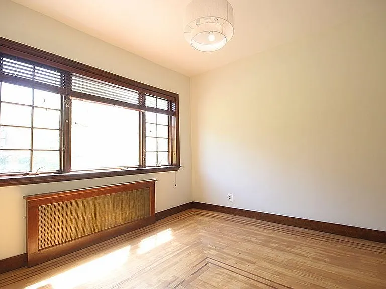 126 Washington St #1 — Photo 11