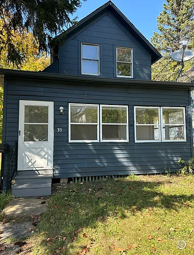 37 Magnolia Ave Photo 1
