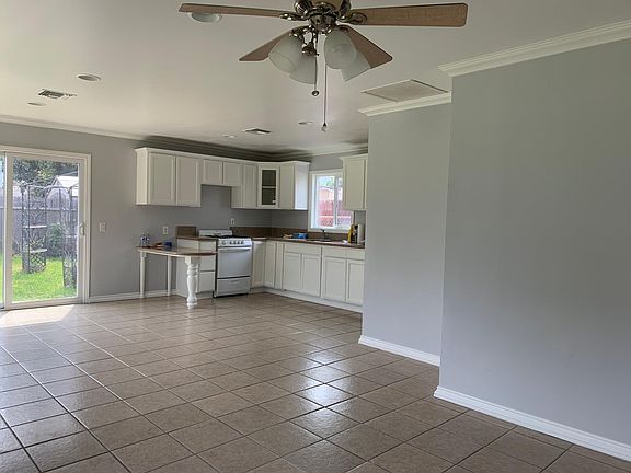 2nd image of 8024 Lemoran Ave