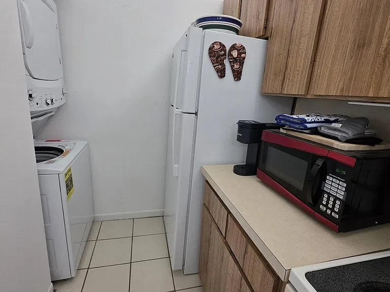 3402 Gardens East Dr #14A — Photo 6