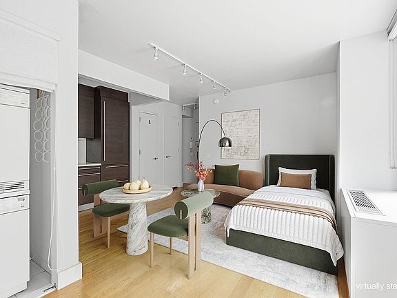 4th image of 464 W 44th St APT 3H